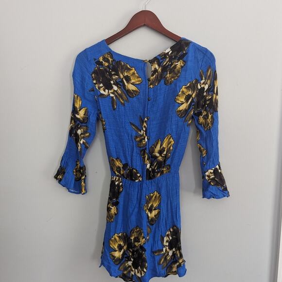 Free People All the Right Ruffles Playsuit Royal Blue Floral Mini Romper XS - Picture 7 of 8
